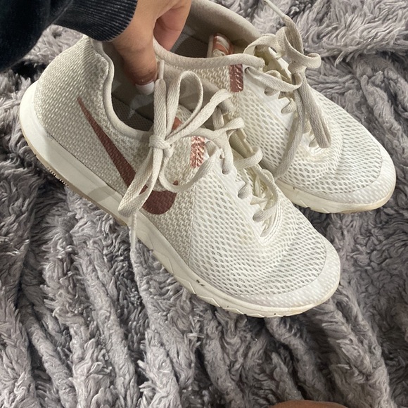 white nike with rose gold swoosh